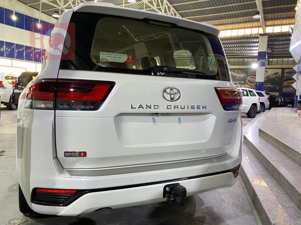 تويوتا لاندكروزر